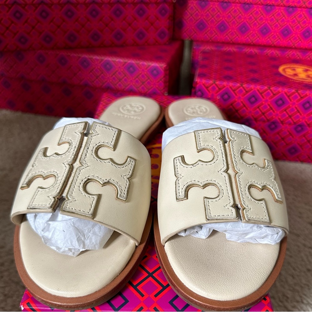 Tory Burch - color new cream